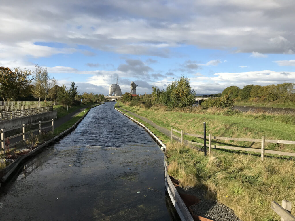 The Kelpies- Cycling Round the Firth of Forth (NCN76)